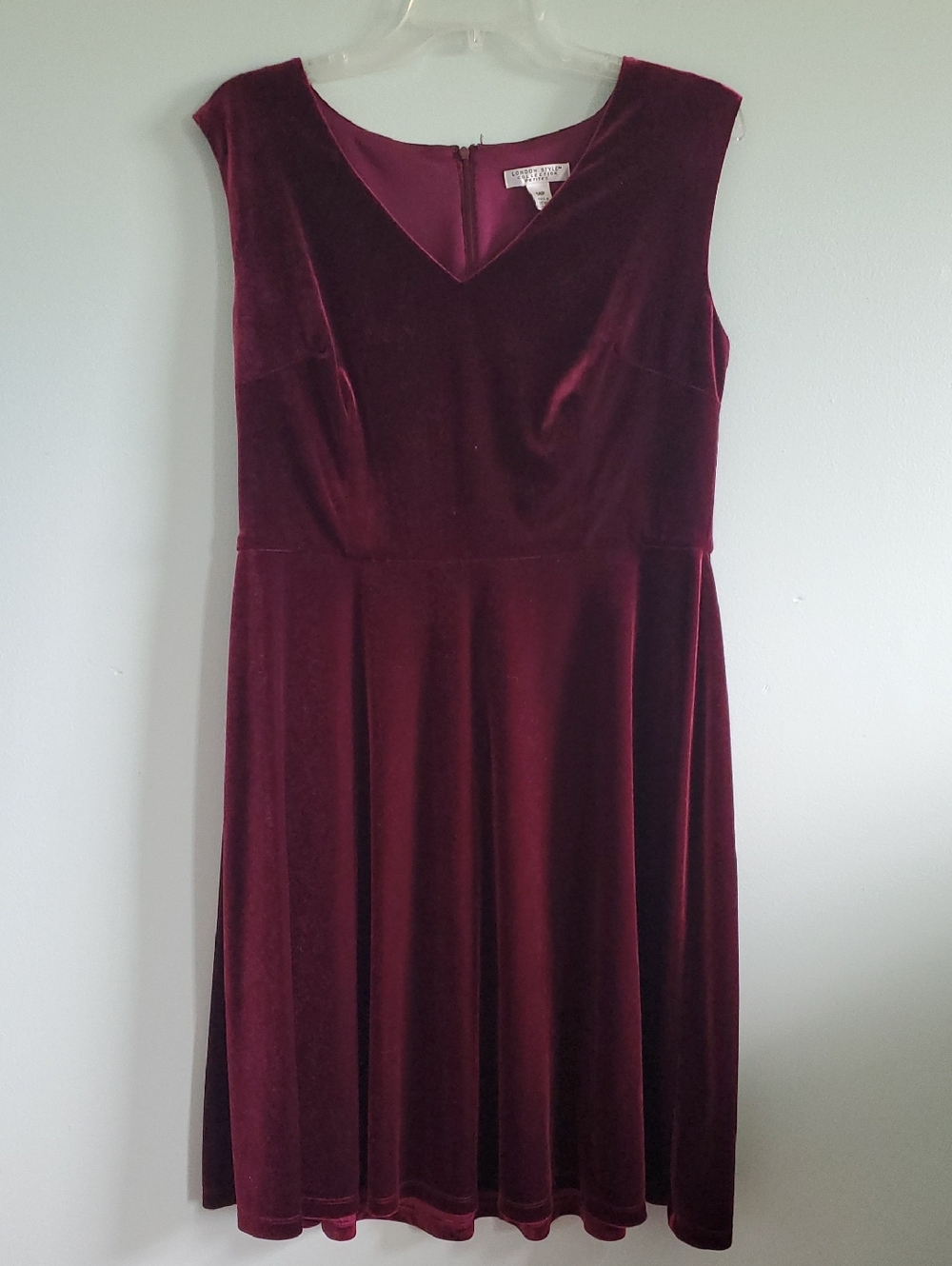 London Style Velvet Midi Dress in Deep Burgundy